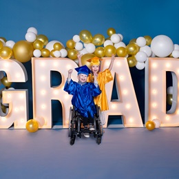 Light-up Grad Marquee Letters Kit - Gold and White Balloons